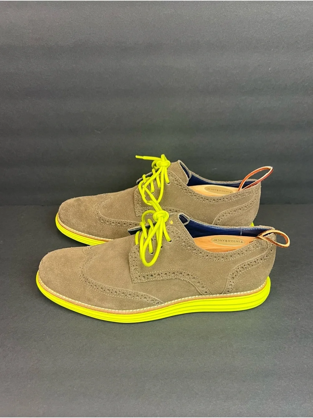 Cole Haan Men's LunarGrand Wingtip Derby Suede Brown US Size 10 Yellow